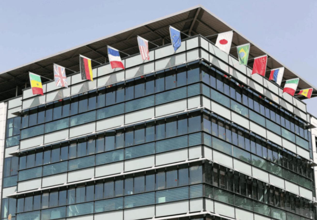 CEFAM International Business School